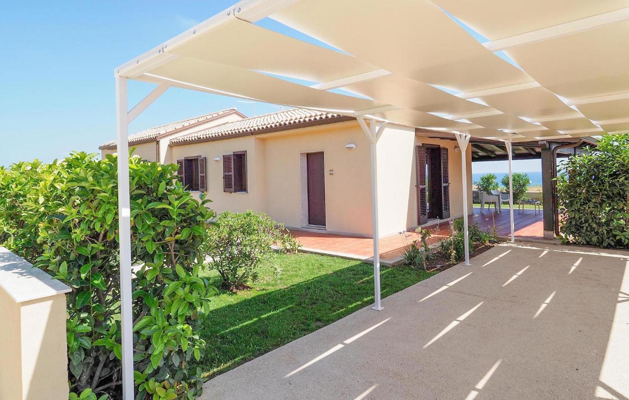 Lovely Home In Marina Di Modica With Kitchenette Esterno foto